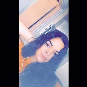 Meet your Posher, Fatima